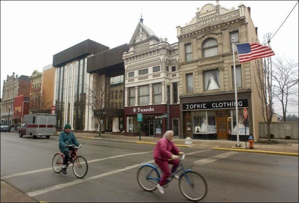 wapakoneta_charming_small_town